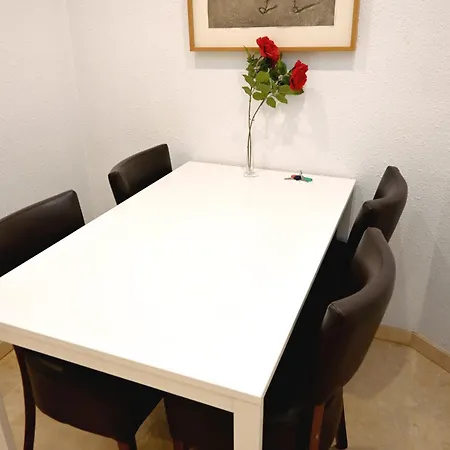 Homenfun Sagrada Familia Lepanto Apartment